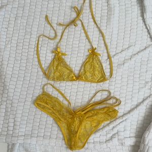 Yellow lace lingerie two pieces
